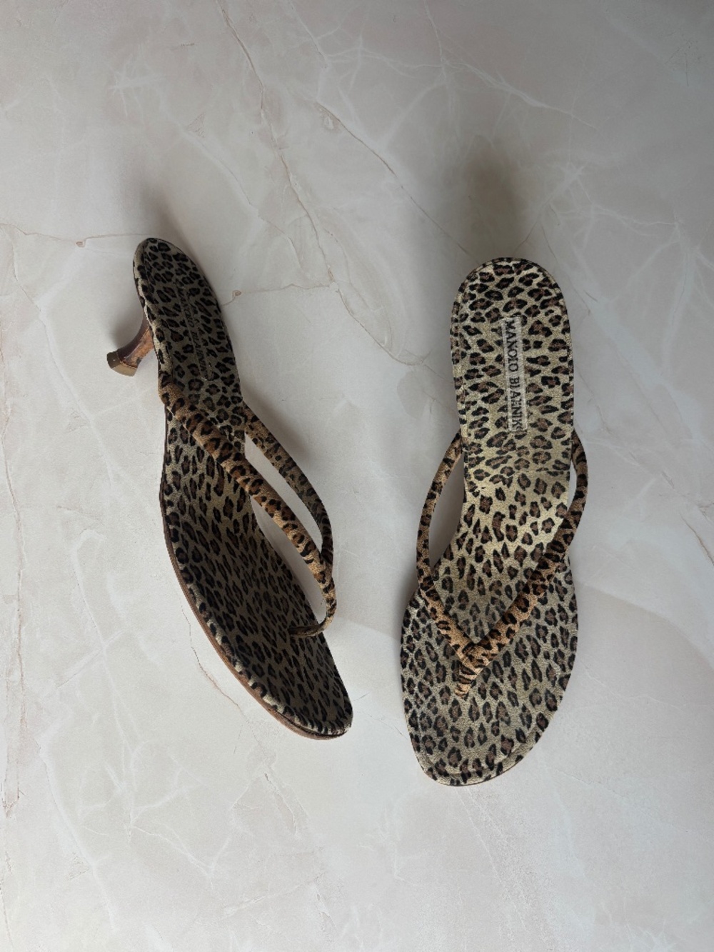 vintage Y2K Manolo Blahnik leopard print thong kitten heel sandal